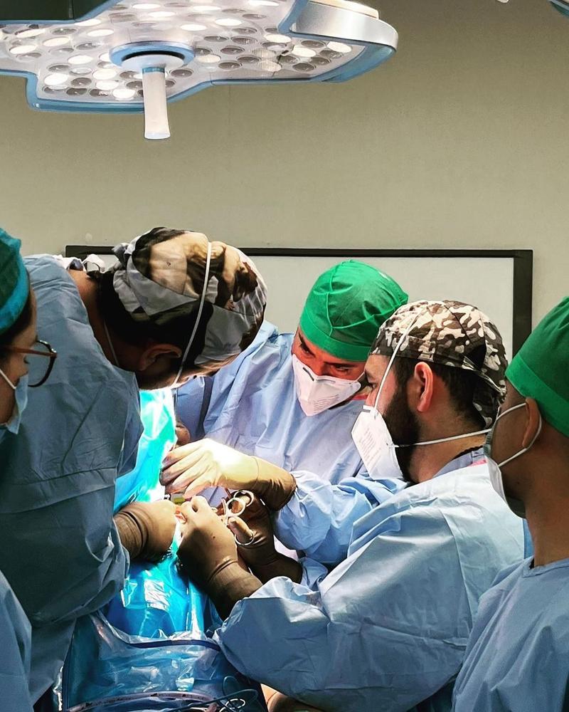 Dr. Aureliano Mateus en Hospital CYNTAR Tijuana, foto 1