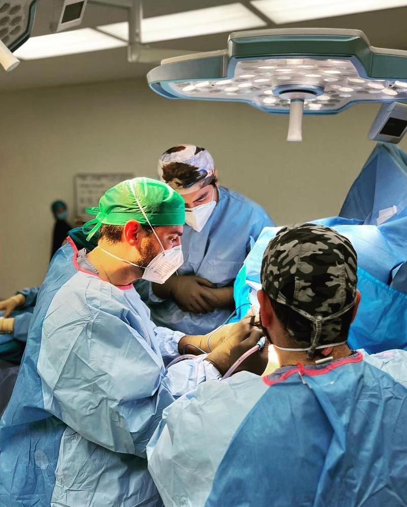 Dr. Aureliano Mateus en Hospital CYNTAR Tijuana, foto 2